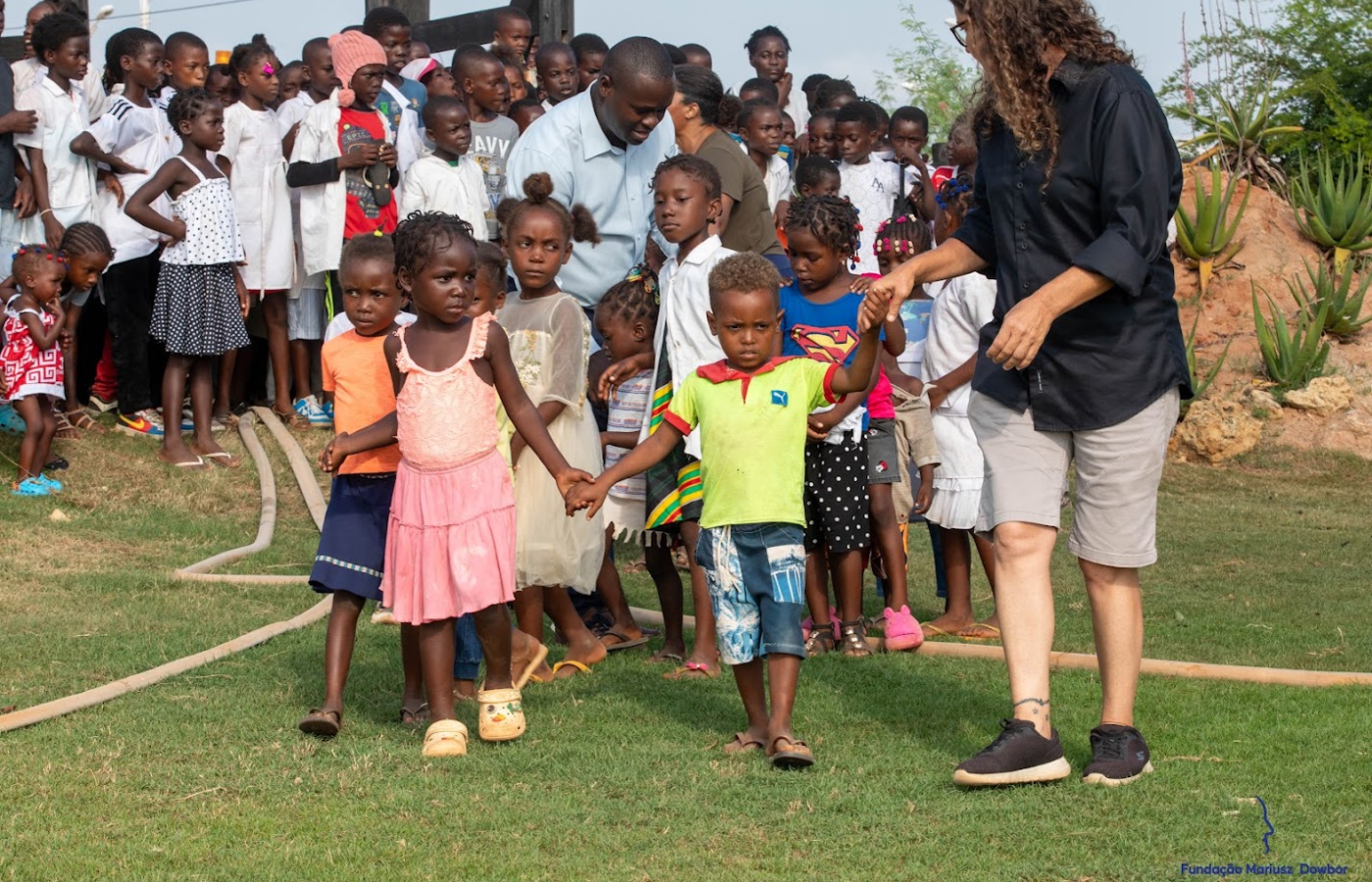 Entrega de Donativos na Barra do Kwanza