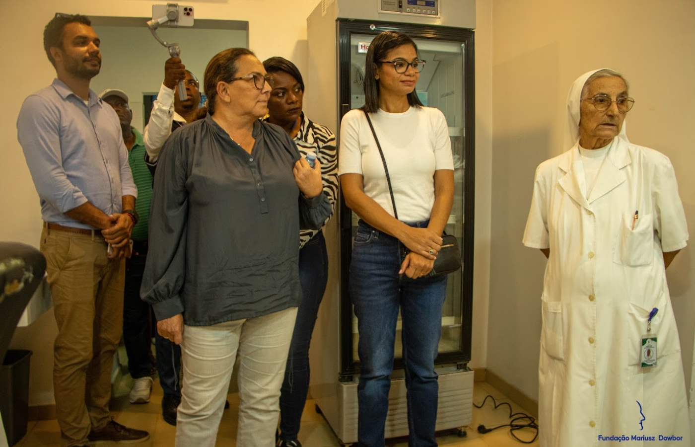 Fundação Mariusz Dowbor entrega donativos no Centro de Nutrição Boa Nova de Viana.